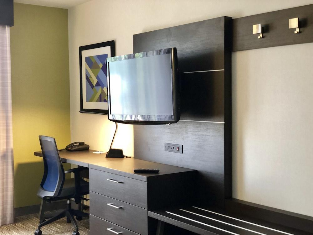 Holiday Inn Express Great Barrington By Ihg Ngoại thất bức ảnh