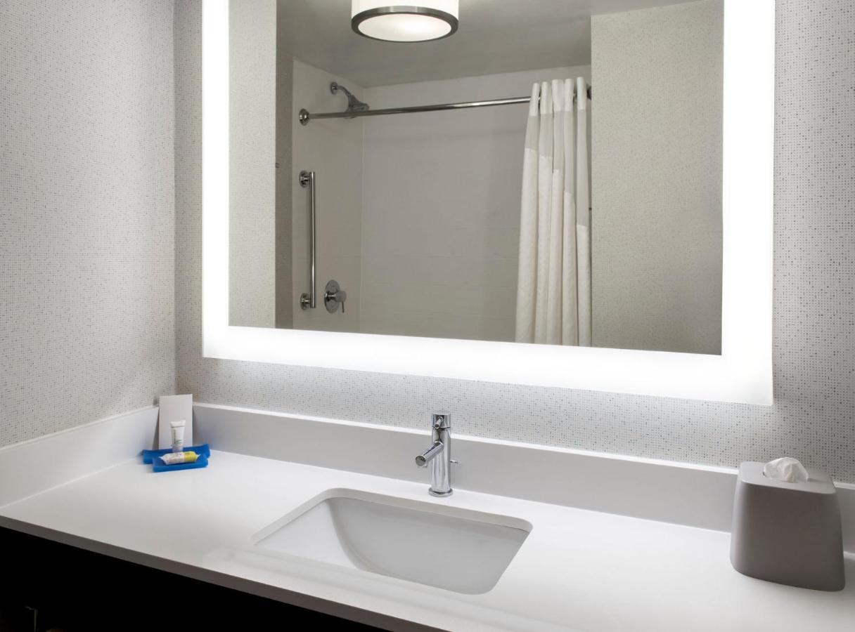 Holiday Inn Express Great Barrington By Ihg Ngoại thất bức ảnh