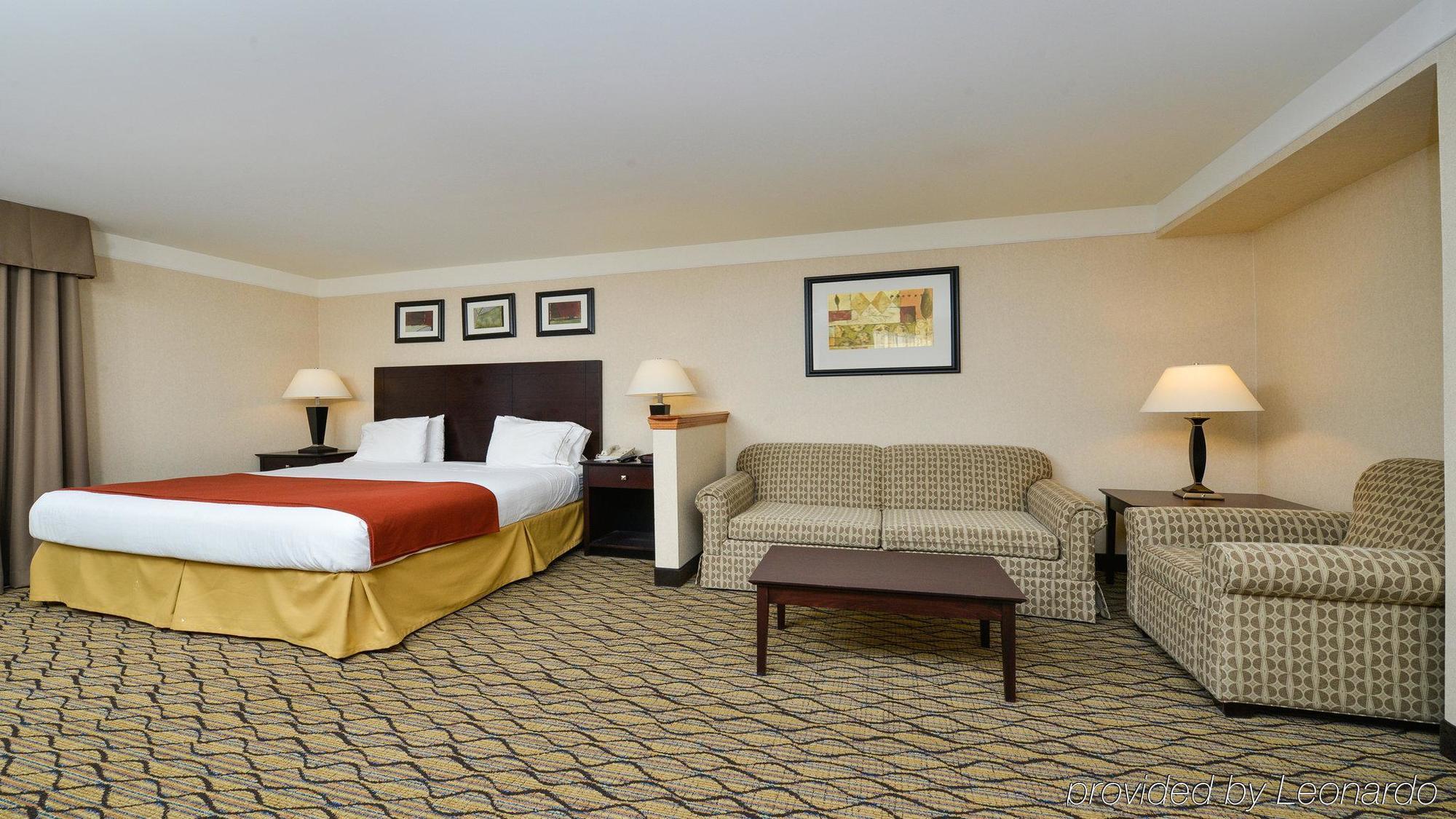 Holiday Inn Express Great Barrington By Ihg Ngoại thất bức ảnh