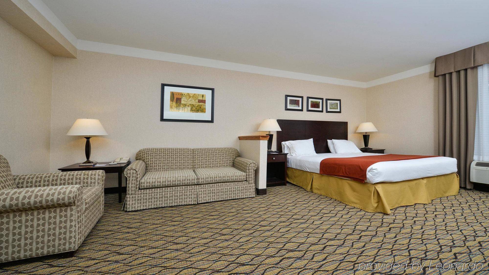 Holiday Inn Express Great Barrington By Ihg Ngoại thất bức ảnh