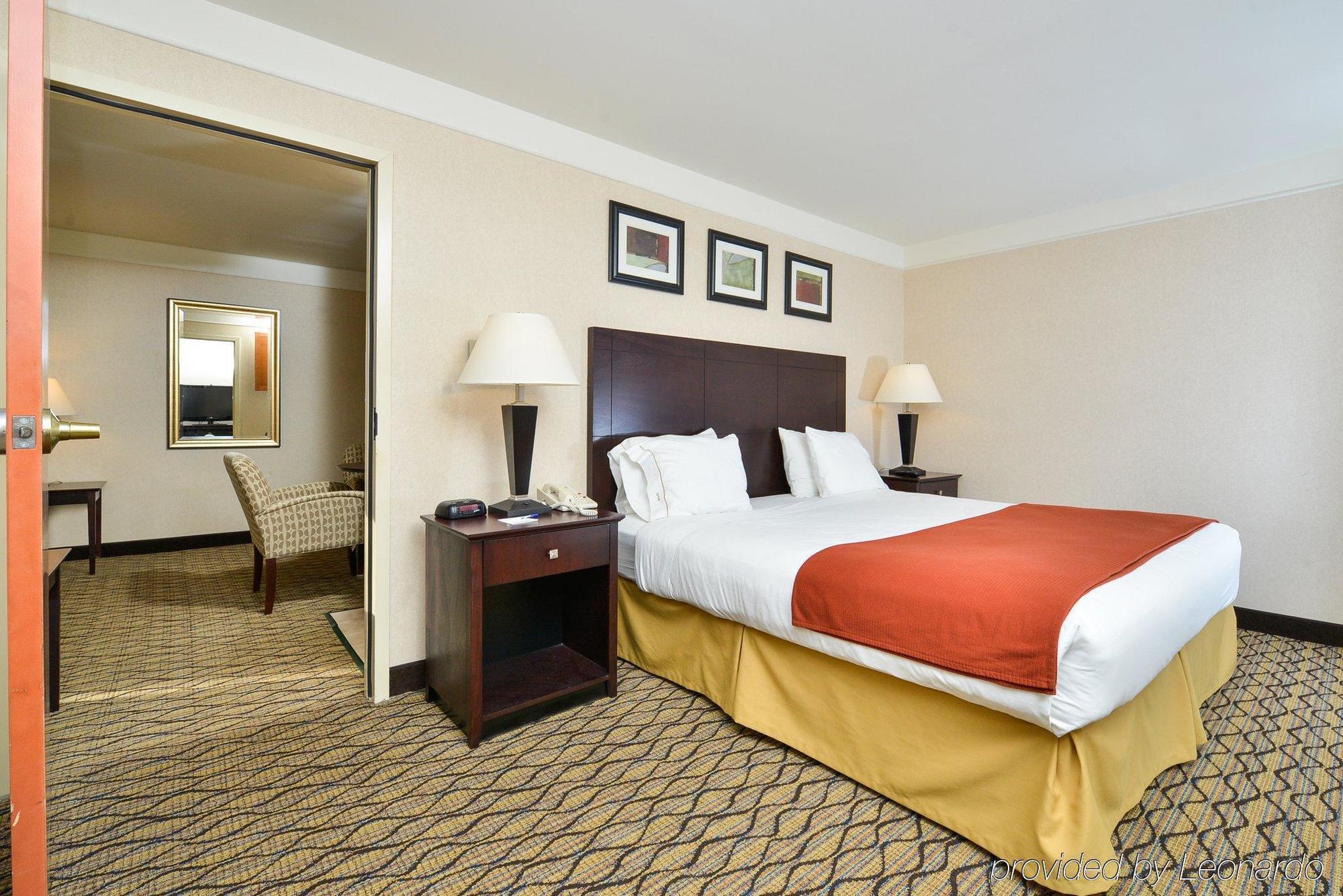 Holiday Inn Express Great Barrington By Ihg Ngoại thất bức ảnh