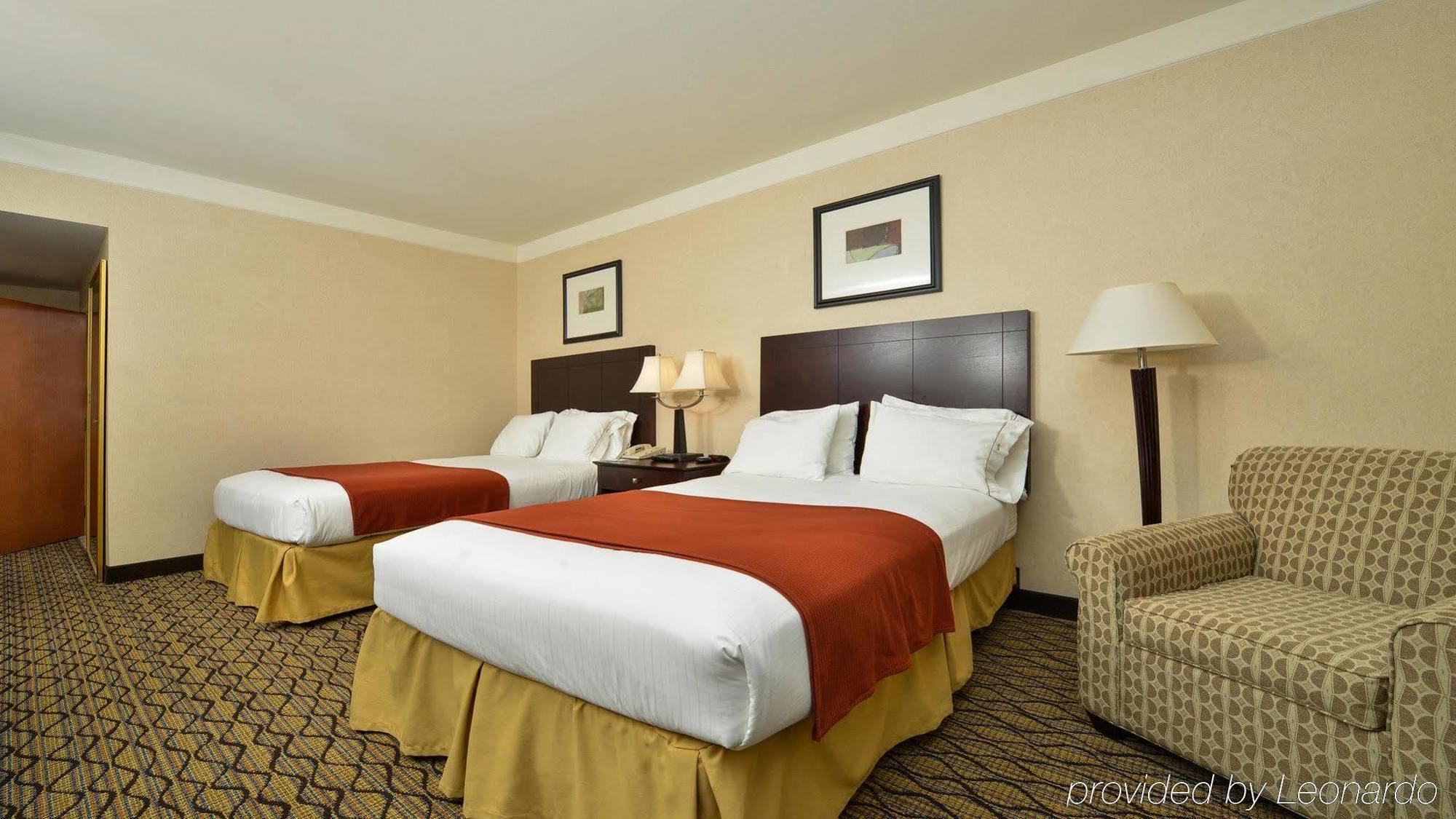 Holiday Inn Express Great Barrington By Ihg Ngoại thất bức ảnh