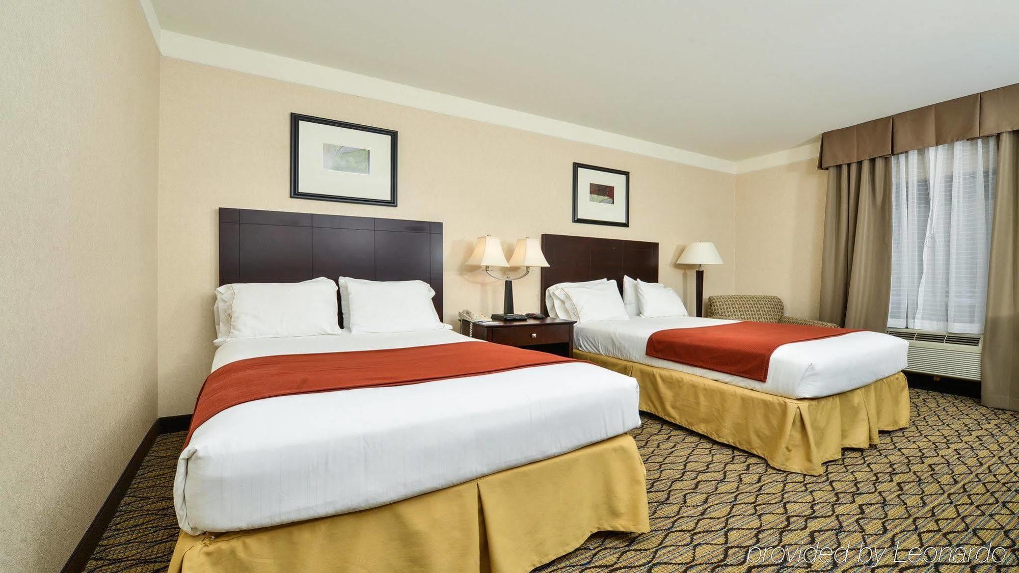 Holiday Inn Express Great Barrington By Ihg Ngoại thất bức ảnh
